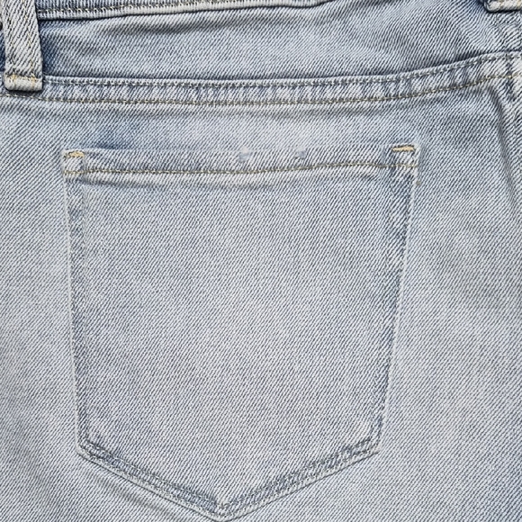 Arizona Jean Company Women's Distressed Light Blue Shorts - Picture 10 of 10